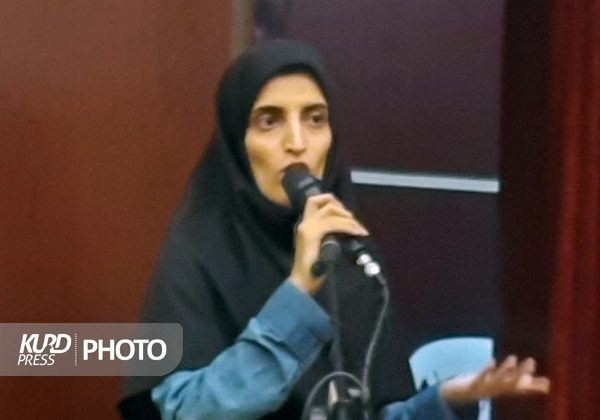 محرومیت در بیجار بیداد می کند/مسئولان باید جهادی پای کار مردم و جوانان باشند