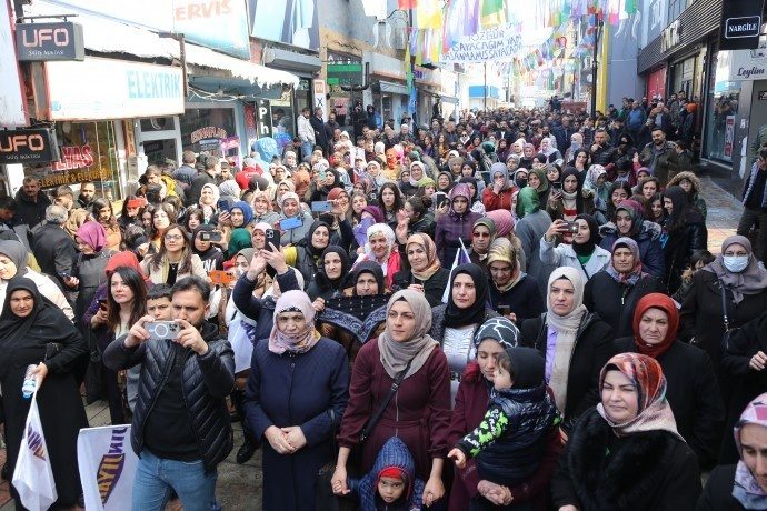 راهپیمایی روز زن در ترکیه + فیلم و تصاویر