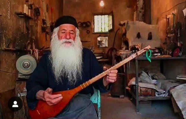 پرواز بی نیاز / دکتر محمدعلی سلطانی