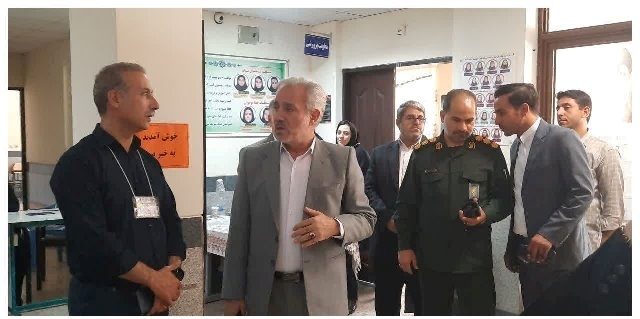 حضور مردم و مسئولان قروه پای صندوق رأی