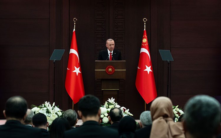 اردوغان: اجازه نمی دهیم شهرداریها به دست تروریست ها بیافتند