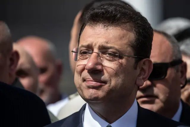 اماماوغلو در محاصره دادگاهها؛ آیا رقیب اردوغان از صحنه حذف میشود؟