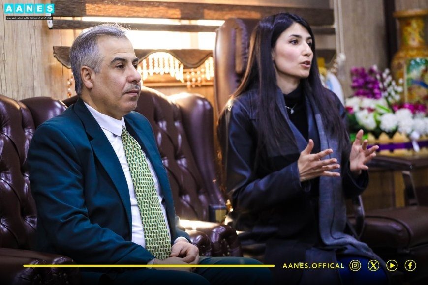 هیئتی از هنرمندان سوری از مدیریت خودگردان بازدید کردند
