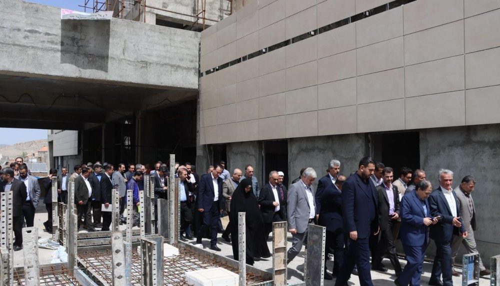شوک بزرگ به قطب درمانی جنوب آذربایجان غربی/ بیمارستان ٣٥٠ تختی مهاباد روی هوا !