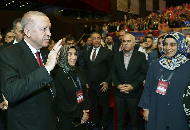 اردوغان: من به دنبال قدرت و جاه طلبی نیستم؛ برای گرفتن حق مظلومان وارد سیاست شدم