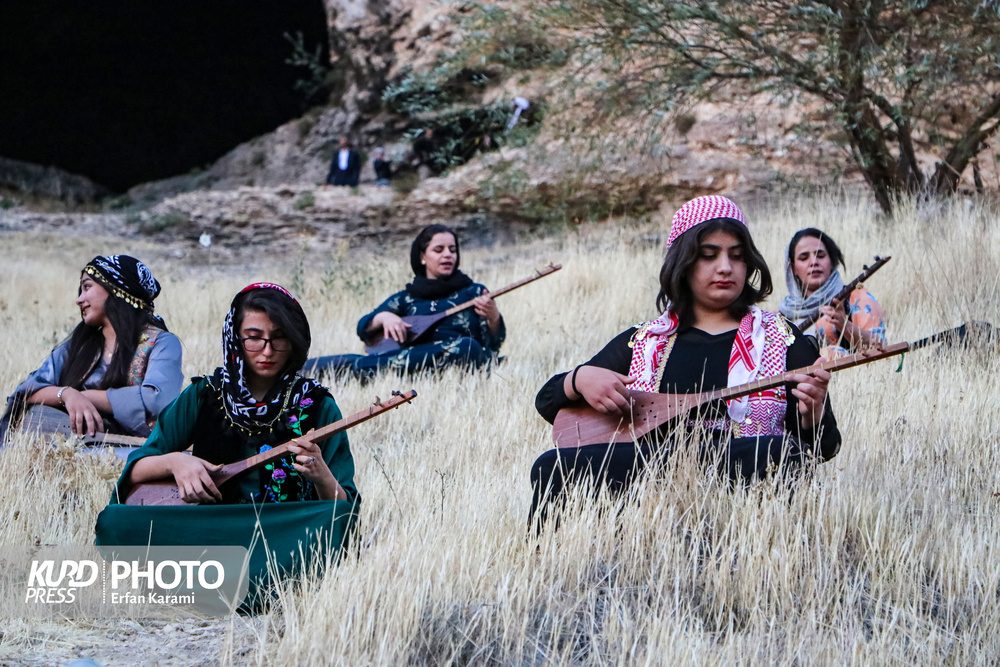 ڕێوڕەسمی ساڵوەگەڕی جەژنی میرەگان لە کەرەفتوو+وێنە