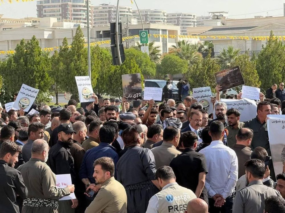 تجمع هواداران لاهور طالبانی و خانواده بازداشتشدگان لالهزار مقابل سازمان ملل در اربیل
