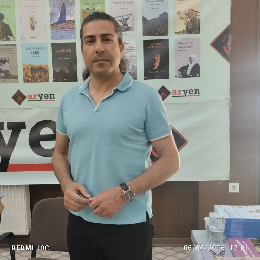 نمایشگاه «روزهای کتاب» در ماردین؛ ناشران کُرد از کاهش مخاطبان و چالشهای نشر میگویند