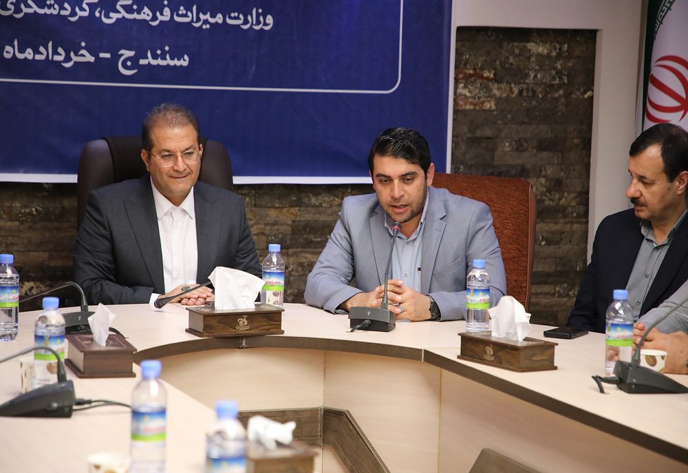 مدیران پایگاه های منظر فرهنگی هورامان، کرفتو و زیویه معرفی شدند