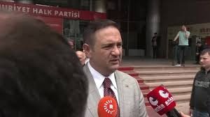 یک نماینده مخالف قلیچداراوغلو از حزب جمهوری‌خواه خلق اخراج شد
