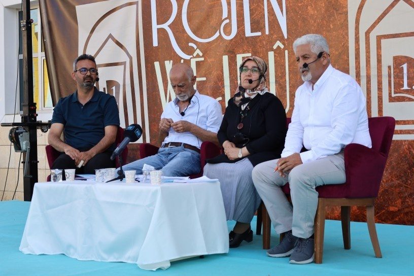 جشنواره ادبیات و کتاب توشبا در وان؛ بررسی تاریخ، فرهنگ و ادبیات کُردی در دومین روز برگزاری
