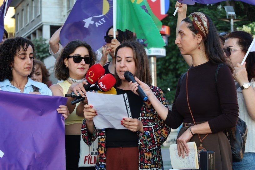 اعتراض زنان در چند شهر ترکیه به حکم سنگین زندان برای عایشه گوک کان