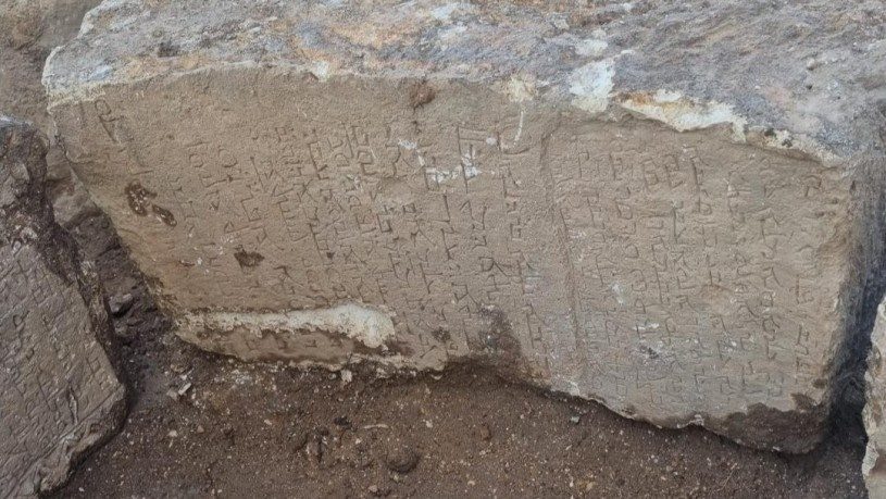 کشف کتیبههای ۱۳۰۰ ساله در ماردین؛ راز کلیسای گمشده سریانی در قلب ماردین