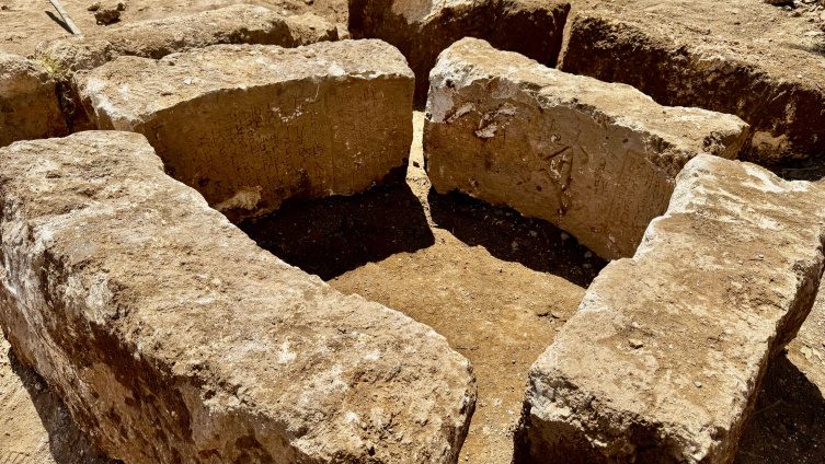 کشف کتیبههای ۱۳۰۰ ساله در ماردین؛ راز کلیسای گمشده سریانی در قلب ماردین