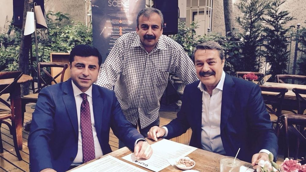 پیام تسلیت رهبران دَم پارتی در پی درگذشت قدیر اینانیر