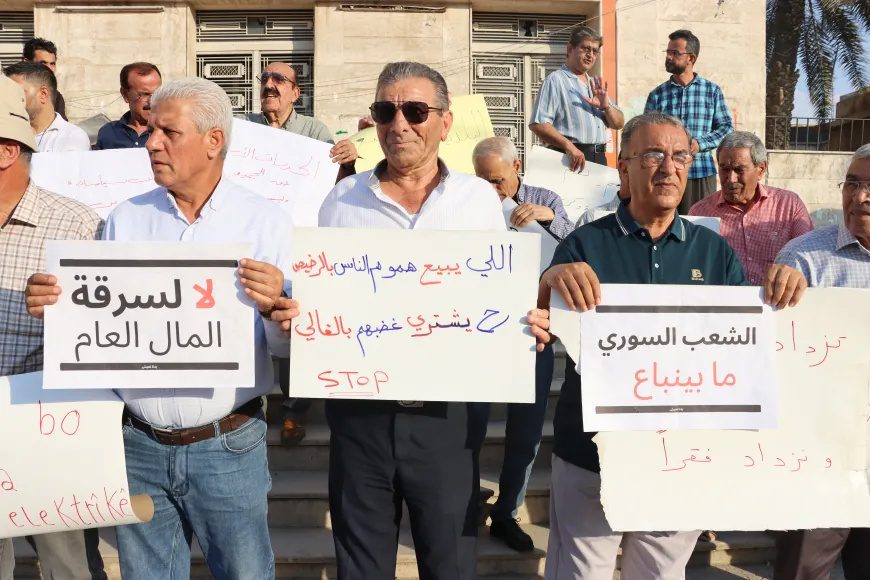 تداوم اعتراض شهروندان قامشلو به افزایش قیمتها و ضعف خدمات