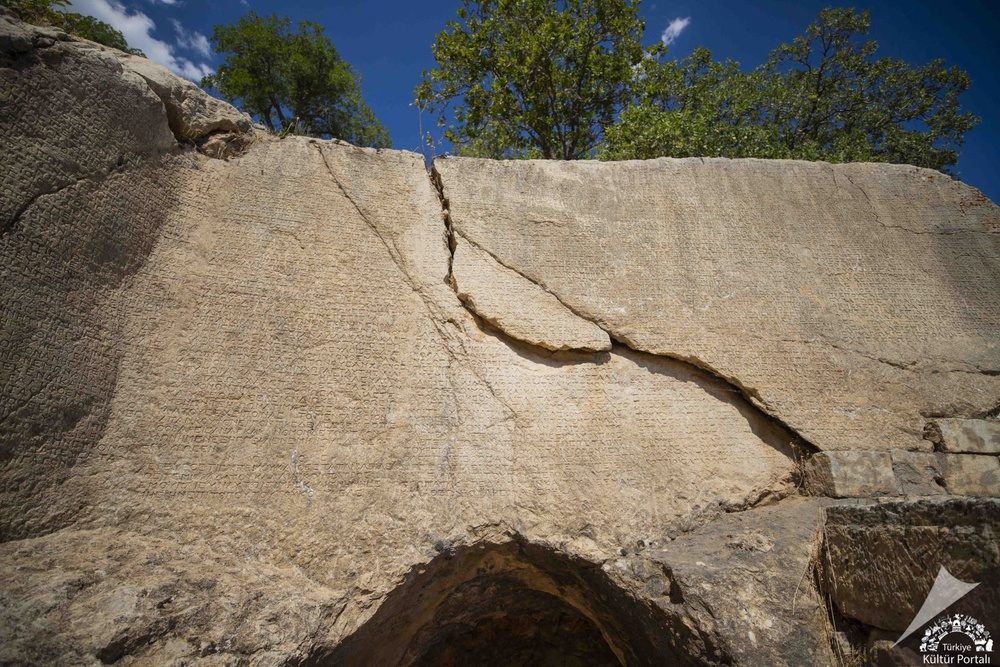 شهر باستانی آرسِمیا؛ میراث ۲۲۰۰ ساله در کردستان ترکیه