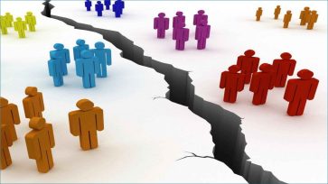 تله قومگرایی و کاسبان رای