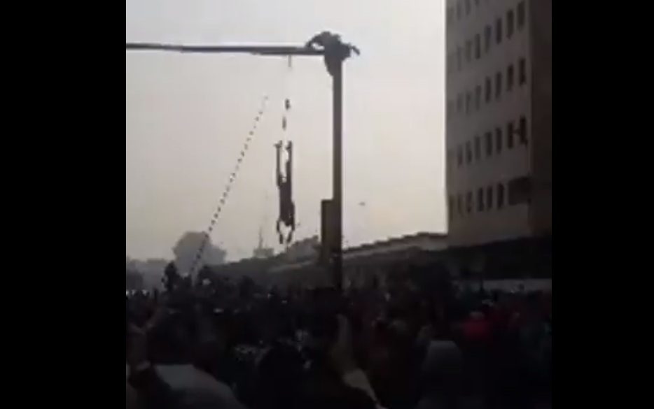 نەتەوەیەکگرتووەکان سەرکۆنەی هەڵواسینی تەرمێک لە مەیدانی وەسبەی بەغدا دەکات