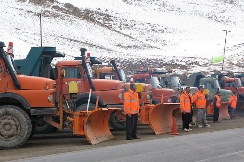 طرح راهداری زمستانی در محورهای مواصلاتی کردستان آغاز شد