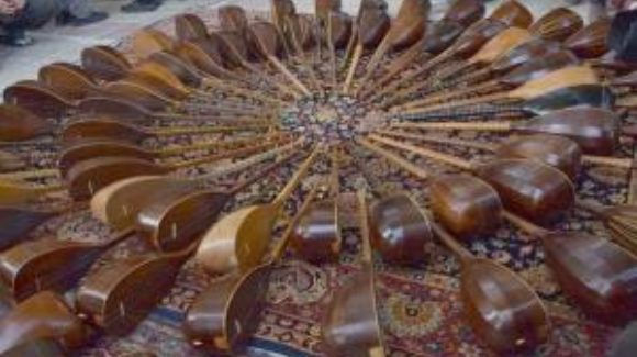 تورکیا هەوڵی دزینی سازی تەموورە دەدات