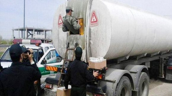 قایمقامی قەسری شیرین: دەست بەسەر 703 هەزار لیتر سووتەمەنیی قاچاخدا گیردراوە