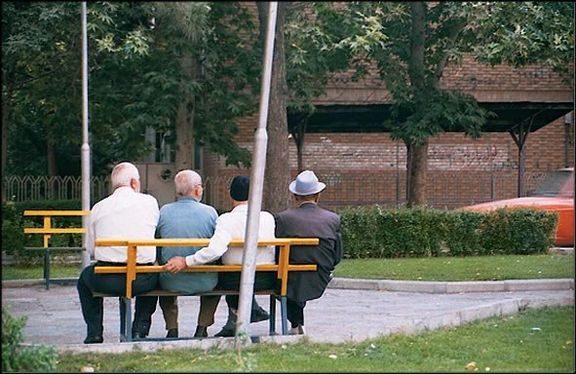 نحوه محاسبه حقوق بازنشستگان در برنامه هفتم توسعه ظلم به این قشر است