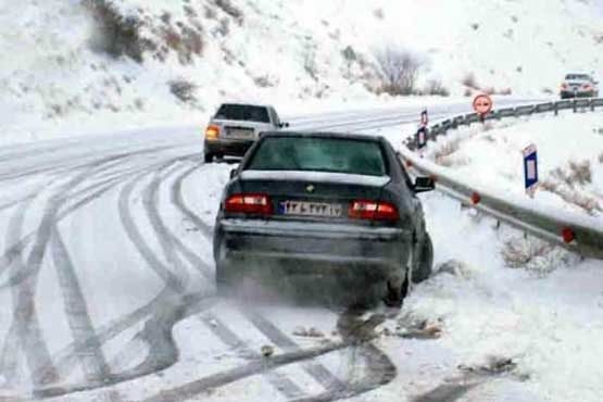 جاده‌های کردستان لغزنده است  با احتیاط برانید