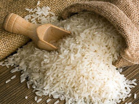 دپوی برنج‌های وارداتی در گمرک/ احتمال افزایش قیمت برنج!