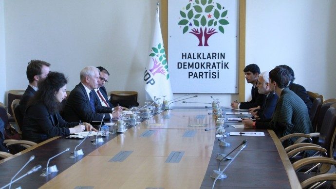 دیدار هیئت نروژی با HDP در آنکارا