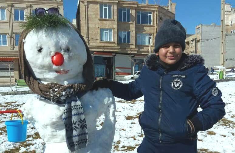 دومین جشنواره «مجسمه‌های برفی» در کرمانشاه برگزار شد