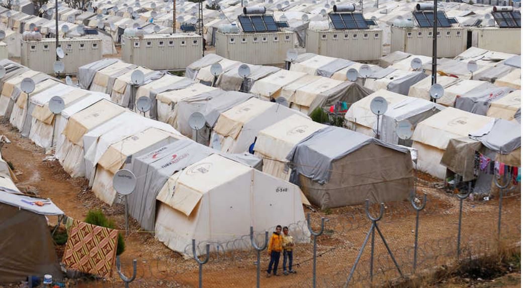 What stops return of Syrians in Turkey to area held by Turkish forces? / Khaled al-Khateb
