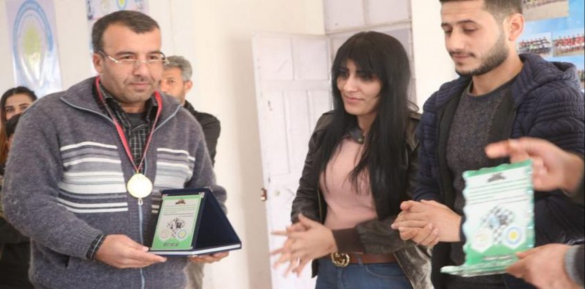 مسابقات شطرنج در کوبانی برگزار شد