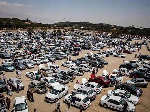 چرا ترمز افزایش قیمت خودرو کشیده نمی شود؟