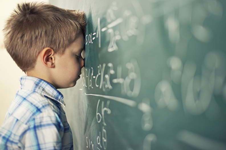 دلالی با اطلاعات دانش‌آموزان/ وقتی موسسات آموزشی روی وقاحت را سفید می کنند