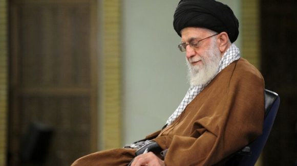 ڕێبەری باڵای ئێران عەفواتی بۆ ژمارەیێک زیندانی پەسەند کرد