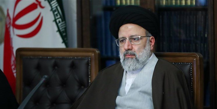 آیت‌الله رئیسی: به احتکارکنندگان اقلام بهداشتی و دارویی رحم نکنید/ اعطای حداکثری مرخصی به زندانیان