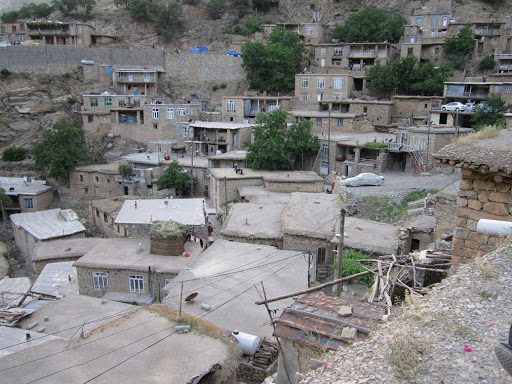 مسئولین مشکلات روستای «تین» شهرستان پاوه را دریابند