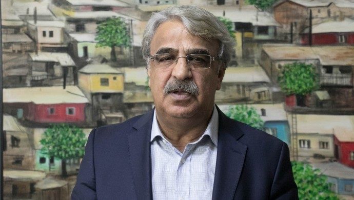 HDP خواستار تشکیل کمیسیون برای مقابله با کرونا در پارلمان ترکیه شد