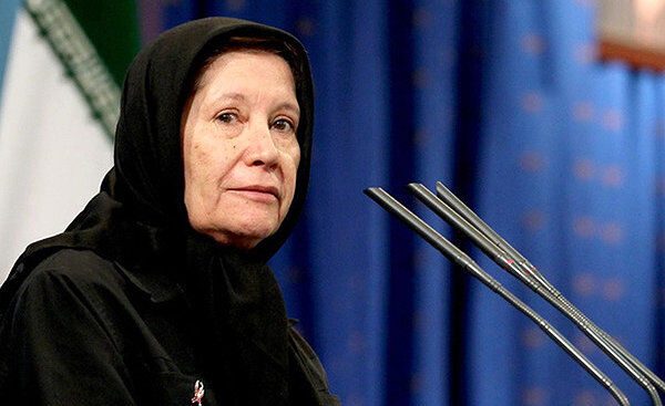 مینو محرز: همه دکان‌هایی که در کشور برای درمان کرونا بازشده، بی‌خودی است