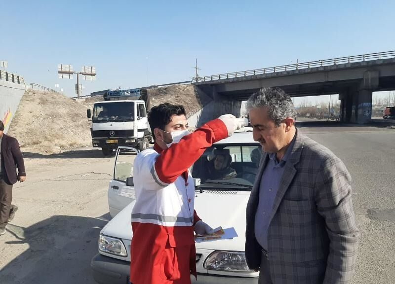 غربالگری 79 هزار نفر در محورهای ارتباطی ایلام توسط هلال احمر