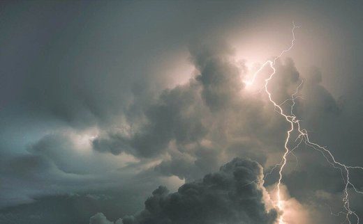 صاعقه جان نوجوان میاندوآبی را گرفت