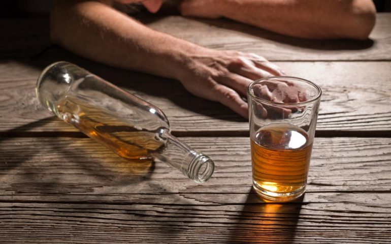 تعداد مسمومان الکل در آذربایجان غربی به 30 نفر رسید