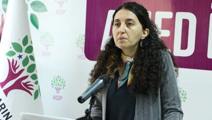 تعیین سرپرست برای شهرداری ها دشمنی با کردها است