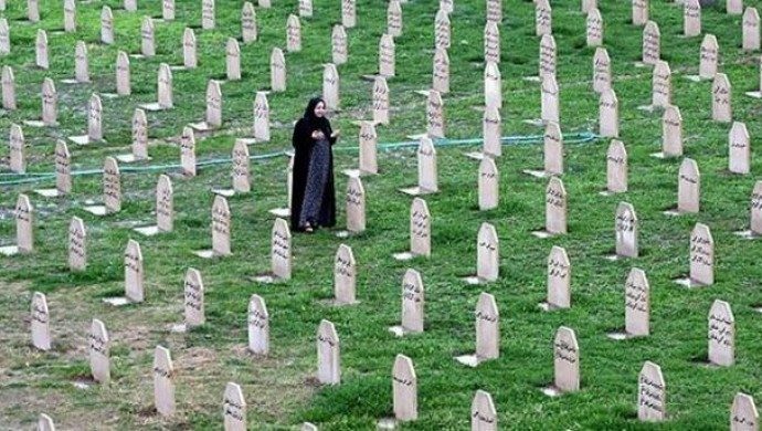 انفال زخم بازی است که هنوز خونریزی می کند