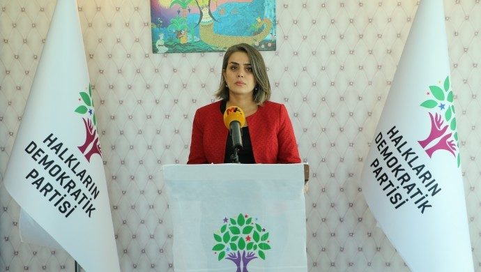 پنج هزار تن از پرسنل بیمارستان های ترکیه به کرونا مبتلا شده اند