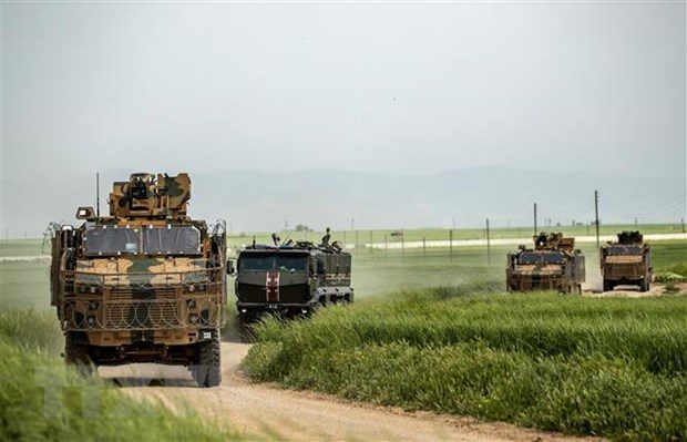 Russian forces blocks US convoy in northeast Syria