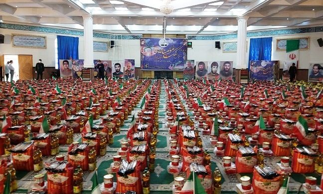 ۴۳ میلیارد ریال بسته غذایی بین نیازمندان کردستانی و آسیب دیدگان جنگ توزیع شد
