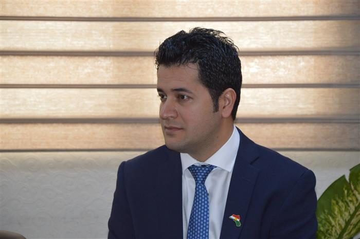 نباید تظاهرکنندگان دهوک را وابسته به احزاب دانست، حزب دمکرات مسئول است و معترضان هم حق پیگیری مطالباتشان را دارند