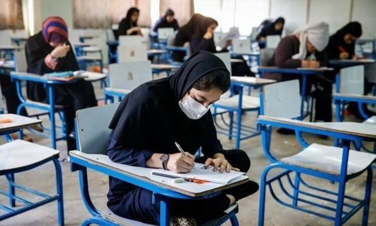 رعایت پروتکل های بهداشتی شرط حضور دانش آموزان پایه دوازهم در مدارس